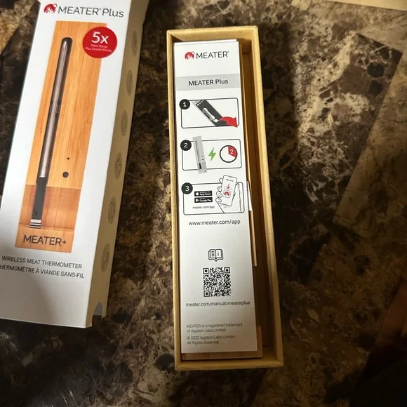 Meater Plus Wireless Meat Thermometer - Gold - Picture 2 of 7